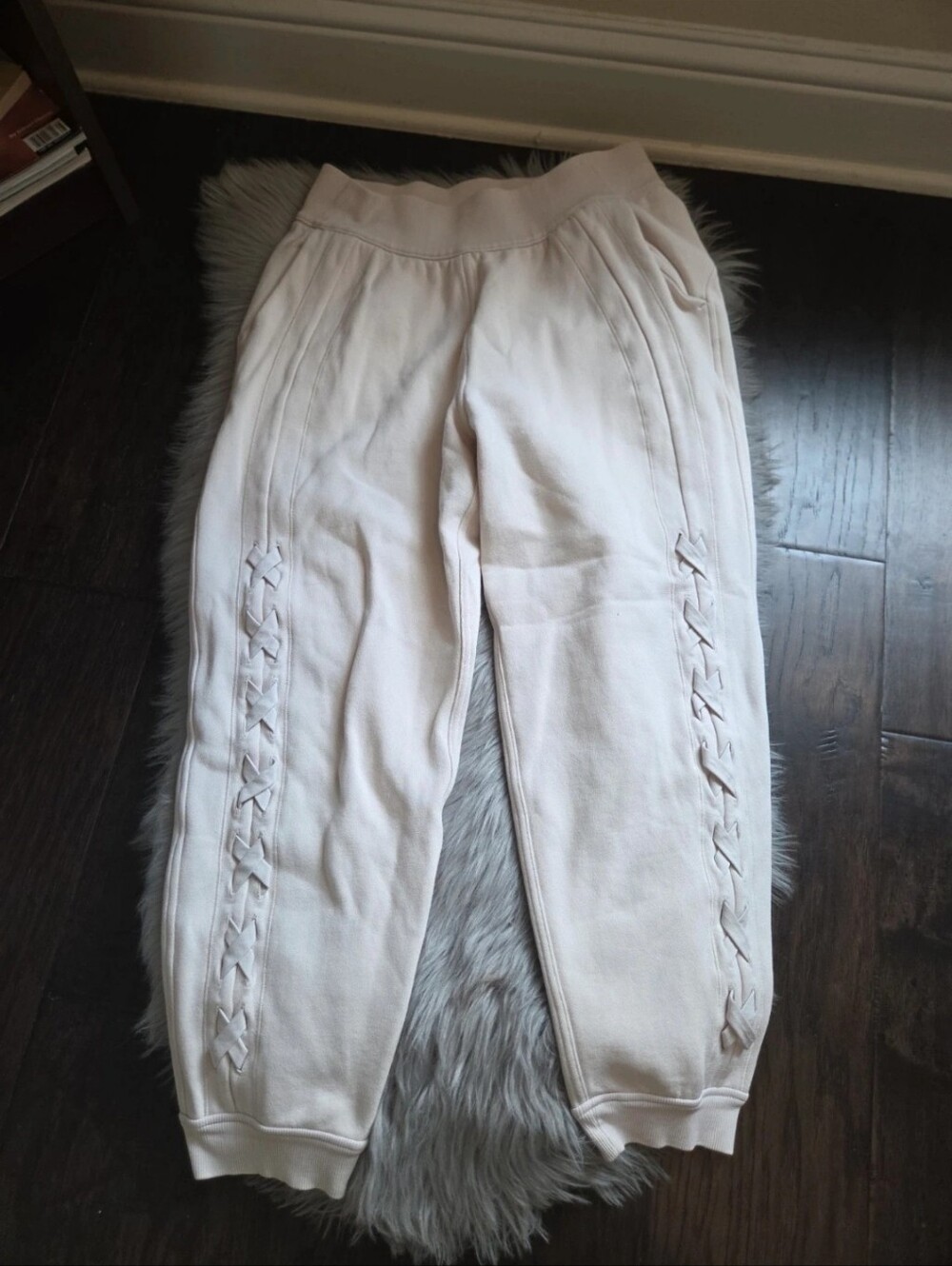 Lululemon Braided Detail Hi-rise Jogger Size 6
